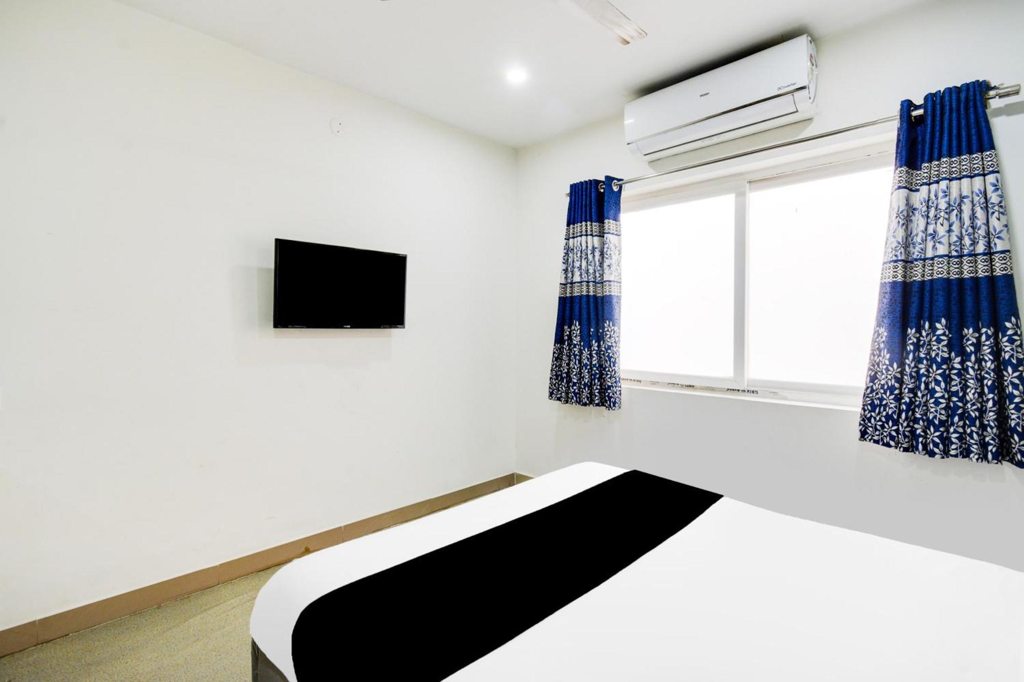 Super Townhouse Madhapur 100 Feet Road Formerly Jkc Grand حيدر أباد المظهر الخارجي الصورة