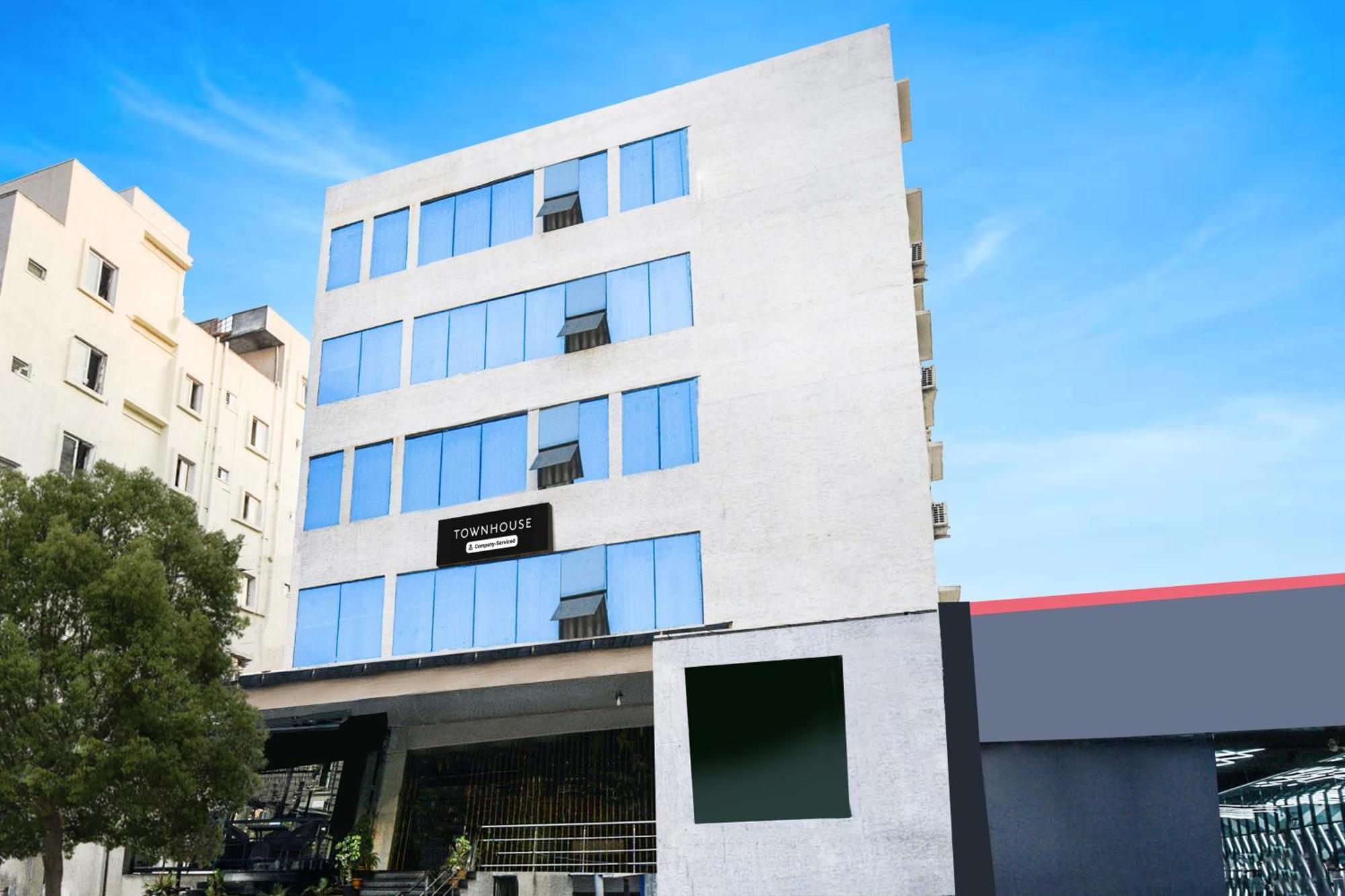 Super Townhouse Madhapur 100 Feet Road Formerly Jkc Grand حيدر أباد المظهر الخارجي الصورة